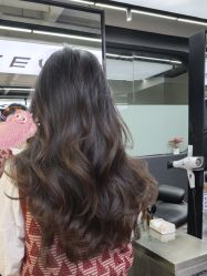 -藤野造型•烫染专业店