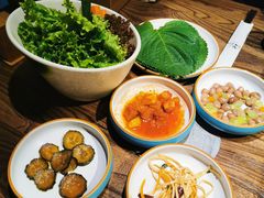 -明洞阿姨·韩式酱蟹烤肉·创意料理(三元桥店)