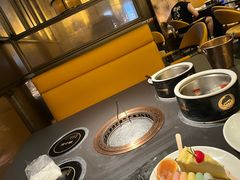 -钱小奴海鲜自助黑金店(杭州滨江龙湖店)