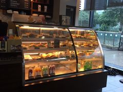 面包甜点陈列柜-星巴克(常州丰臣国际广场店)