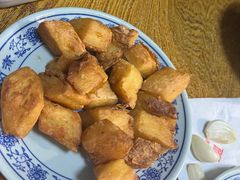 老北京炸咯吱-门框胡同百年卤煮(新街口店)