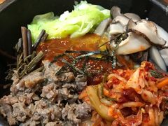 泡菜牛肉石锅拌饭-意成料理