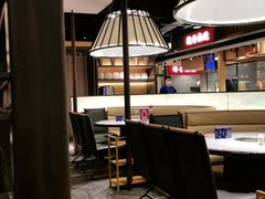 露天位-野山舂·贵州现舂酸汤牛肉(民生路店)