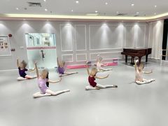 -芭芭拉舞蹈·星星演说家(珠江新城校区)