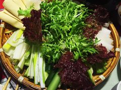 蘸酱菜-吴记酱骨炖菜馆(西大直街店)