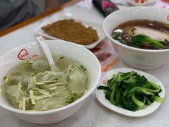 芹菜冬笋鲜肉馄饨-老盛兴汤包馆(大华二路店)