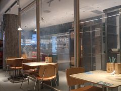-老乡鸡(上海白玉兰广场店)