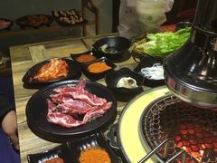 -哈哈碳都·牛肋条无限自助烤肉(台江万达店)