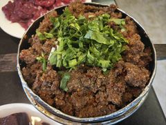 -周老三跷脚牛肉·全牛火锅(非遗传承店)