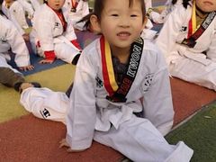 -嗨动跆拳道体能馆(菜百店)