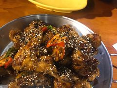 -BHC炸鸡(明洞总店)