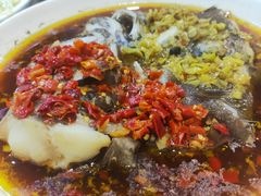 双色鱼头-建辉湖南土菜馆(南大街店)