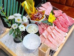-铭牛烧肉·和牛海鲜自助(高新月牙湖店)