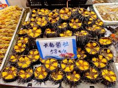 新鲜海胆-旺角小渔村·海肠捞饭开创者(环山路店)