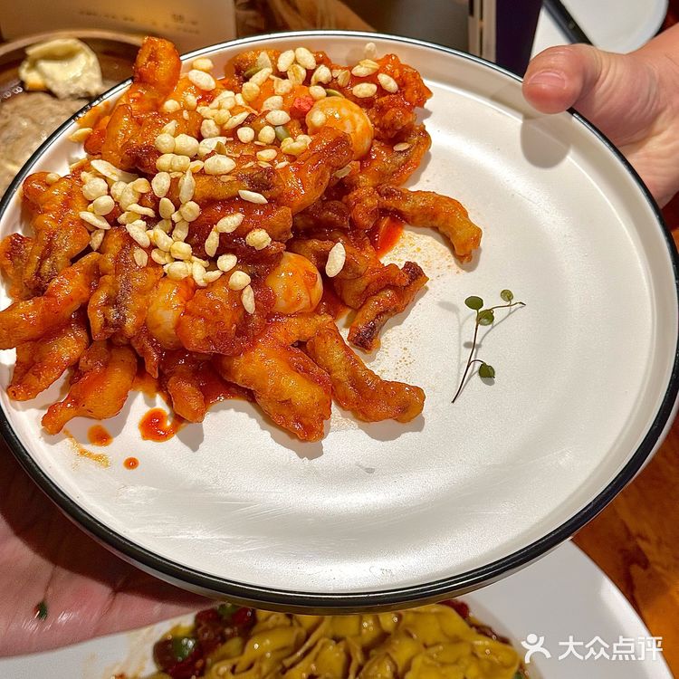 来新疆终于也是吃到了图片和实物相符的新疆菜了