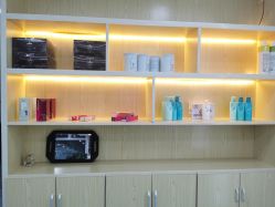 -Coo Hair salon