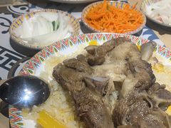 -哈密瓜抓饭(四平路店)