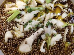 -龙巢盱眙龙虾·牛蛙·烧烤宵夜(八卦岭店)