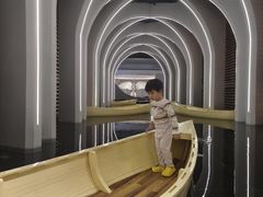 -涨巢·潮玩水疗局