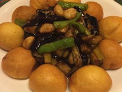 -闯关东东北农家菜(崂山石老人店)