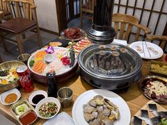 -青瓦餐厅·生鱼片·韩园烤肉(西塔店)