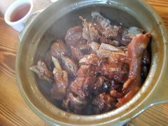 招牌焖鸭-和记菜馆