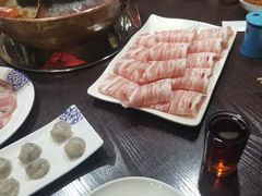 -楼外楼大刀肉传统火锅居(繁荣路店)