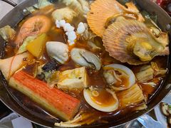 麻辣海鲜锅-张妈台式锅烧(深大店)