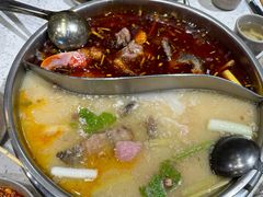 -肖肖酸萝卜鱼火锅(总店)