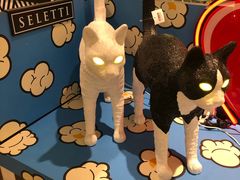 -文艺复兴百货(米兰大教堂广场店)