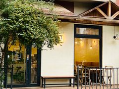 -Cafe Villa
