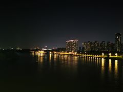 -南京眼步行桥