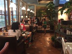 -芭莉与彩虹西餐厅(成都合生汇店)