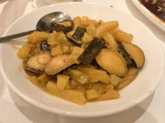 鲍鱼烧土豆-开海·红岛海鲜虾水饺(石老人店)