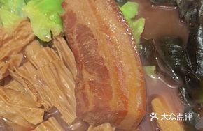 Four-Flavor Braised Pork Pot