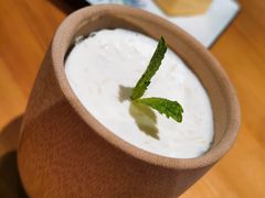 -ZING COFFEE 镜咖啡