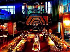 -The ROOF (通盈中心店)