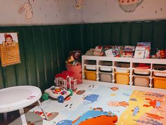 -静香HOUSE·全时段融合餐厅(七星欢乐颂店)