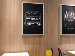 -麦当劳(电白服务区店)