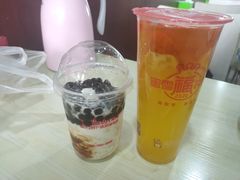 -蜜雪冰城(万达金街中段店)
