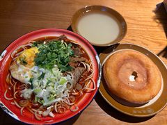 -楚东君•襄阳牛肉面牛杂煲(陆家嘴正大店)