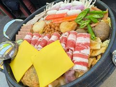 -豚妈妈汤饭·部队锅(南京东路店)