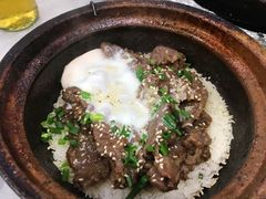 窝蛋牛肉煲仔饭-红星光发煲仔饭(大石街店)