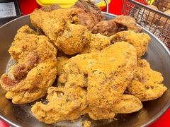 -BHC炸鸡(明洞总店)