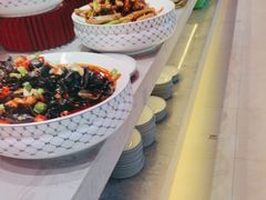 -新艺自助美食城(中山路店)