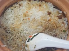 招牌鹅乸煲仔饭-阳江河堤老牌曾记美食