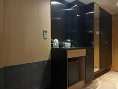 -上海虹桥西郊假日酒店