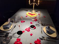 -弦月窗LUNETTE BY AMANDA(复兴路店)