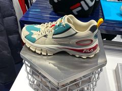 -fila(日月光中心广场店)