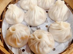 -莱莱小笼·乔艾